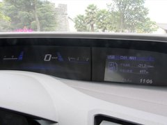 2012款 1.8L 自动 豪华版