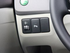 2012款 1.8L 自动 豪华版