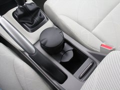2012款 1.8L 自动 豪华版