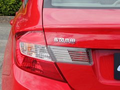 2012款 1.8L 自动 豪华版