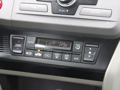 2012款 1.8L 自动 豪华版