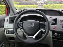 2012款 1.8L 自动 豪华版