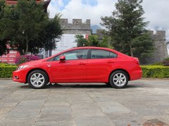 2012款 1.8L 自动 豪华版