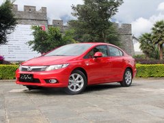 2012款 1.8L 自动 豪华版