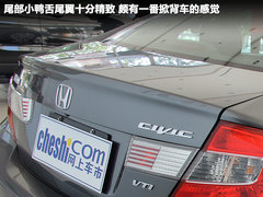 2012款 1.8L 自动 豪华版