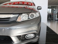 2012款 1.8L 自动 豪华版