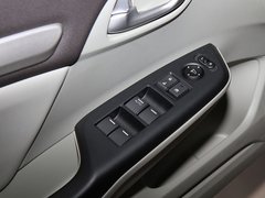 2012款 1.8L 自动 豪华版