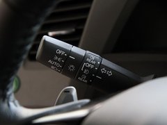 2012款 1.8L 自动 豪华版