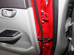 2012款 1.8L 自动 豪华版