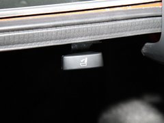 2012款 1.8L 自动 豪华版