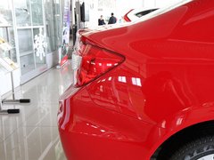 2012款 1.8L 自动 豪华版