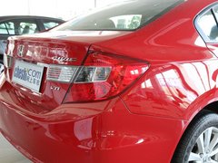 2012款 1.8L 自动 豪华版