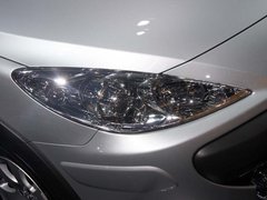 2011款 1.6L 手动 Cross
