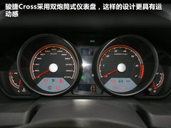 2011款 1.6L 手动 Cross
