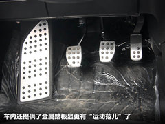 2011款 1.6L 手动 Cross