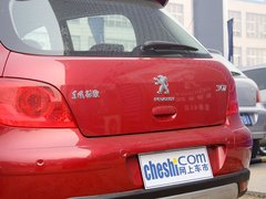 2011款 1.6L 手动 Cross