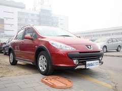 2011款 1.6L 手动 Cross
