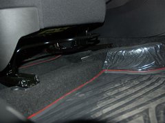 2011款 1.6L 手动 Cross