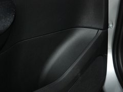 2011款 1.6L 手动 Cross