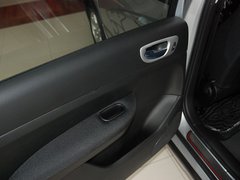 2011款 1.6L 手动 Cross