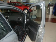 2011款 1.6L 手动 Cross