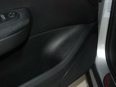 2011款 1.6L 手动 Cross