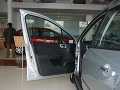 2011款 1.6L 手动 Cross