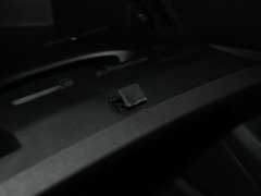 2011款 1.6L 手动 Cross
