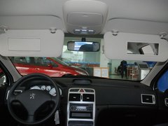 2011款 1.6L 手动 Cross
