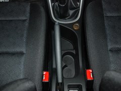 2011款 1.6L 手动 Cross