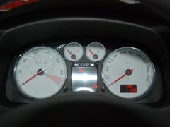 2011款 1.6L 手动 Cross