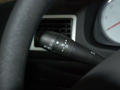 2011款 1.6L 手动 Cross