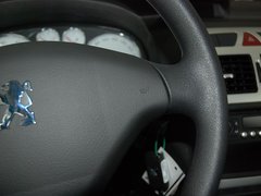2011款 1.6L 手动 Cross