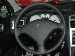 2011款 1.6L 手动 Cross