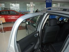2011款 1.6L 手动 Cross