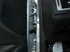 2011款 1.6L 手动 Cross