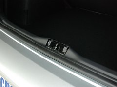 2011款 1.6L 手动 Cross