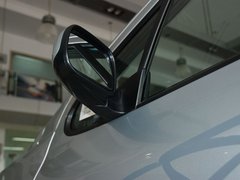 2011款 1.6L 手动 Cross