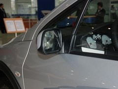 2011款 1.6L 手动 Cross