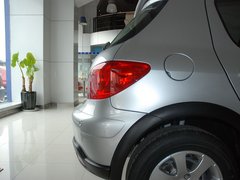 2011款 1.6L 手动 Cross