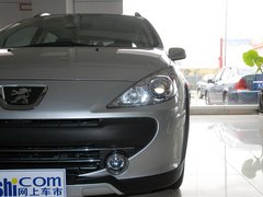 2011款 1.6L 手动 Cross