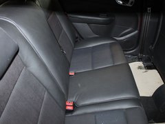2011款 1.6L 手动 Cross