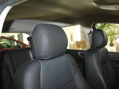 2011款 1.6L 手动 Cross