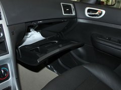 2011款 1.6L 手动 Cross