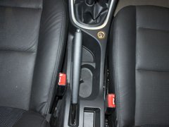 2011款 1.6L 手动 Cross
