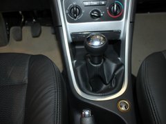 2011款 1.6L 手动 Cross