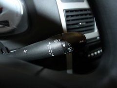 2011款 1.6L 手动 Cross