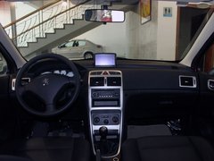 2011款 1.6L 手动 Cross