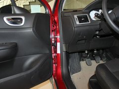 2011款 1.6L 手动 Cross