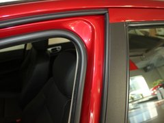 2011款 1.6L 手动 Cross